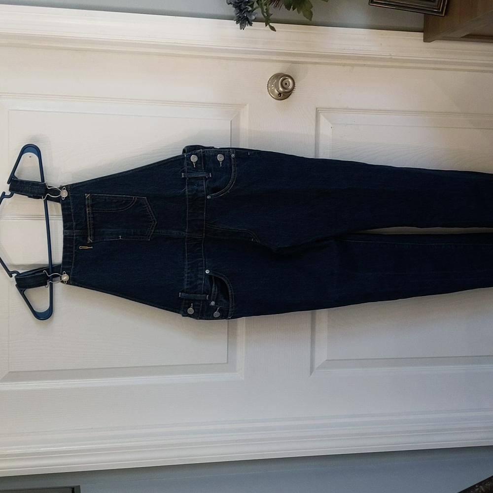 🏴‍☠️ Levi's Blue Denim Overalls